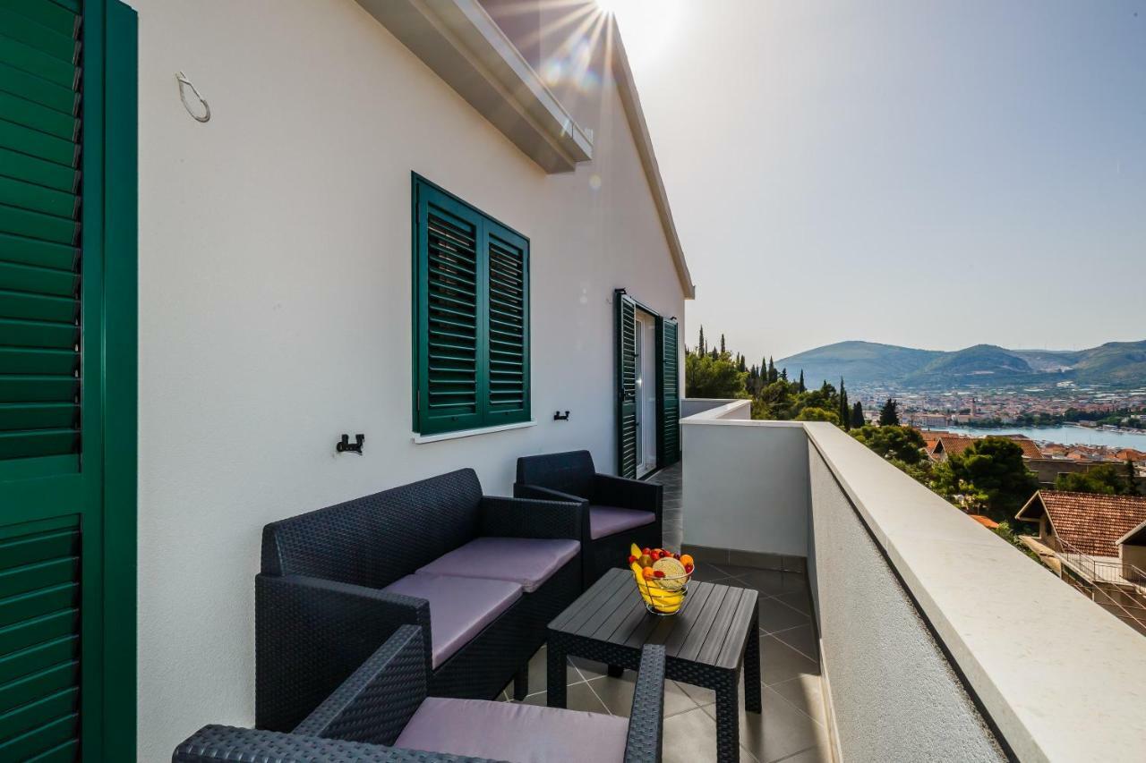 Villa Milena-With A Pool Trogir Ngoại thất bức ảnh